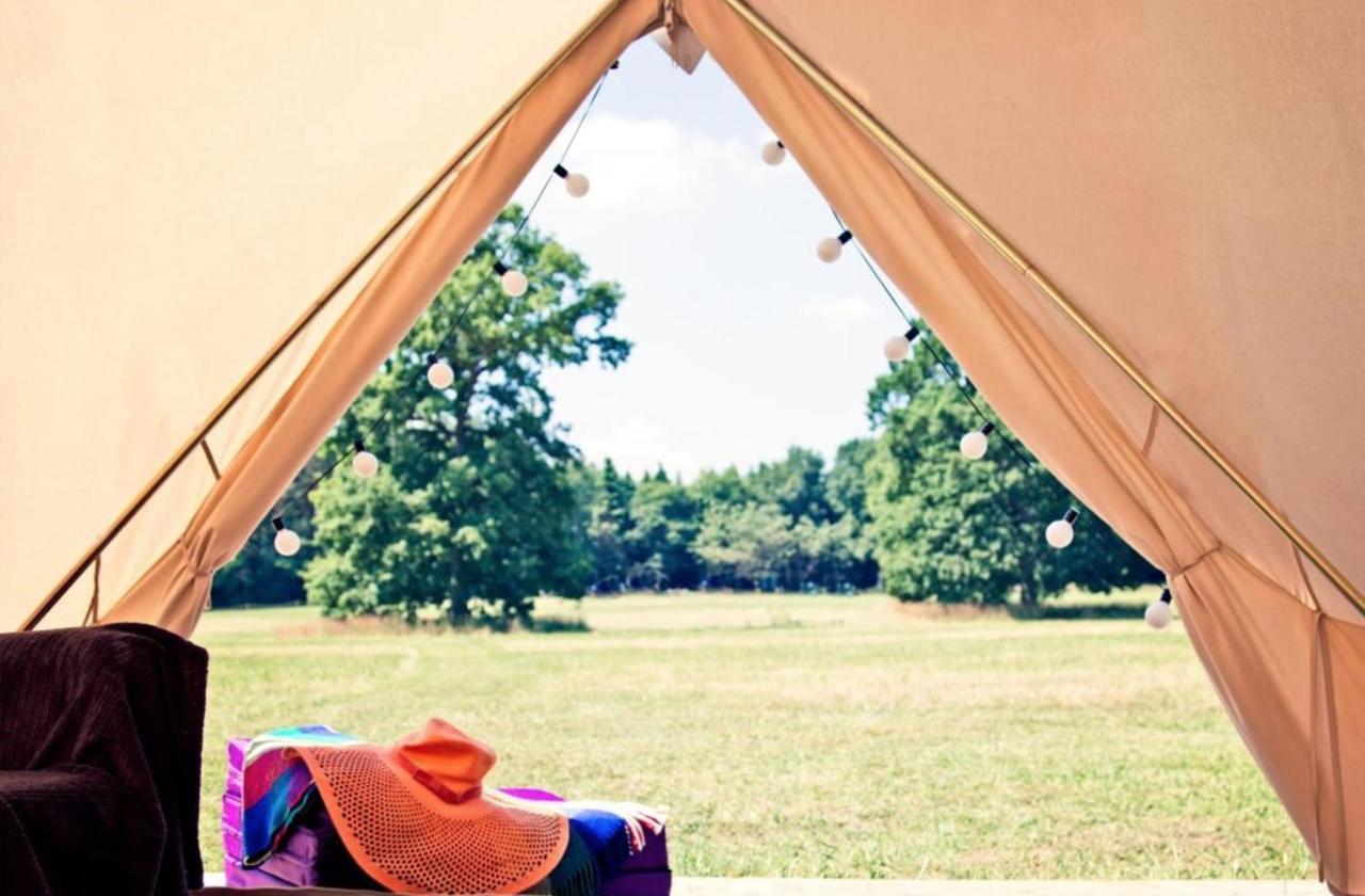 Camp Kátur Glamping Hotel Carthorpe Bagian luar foto