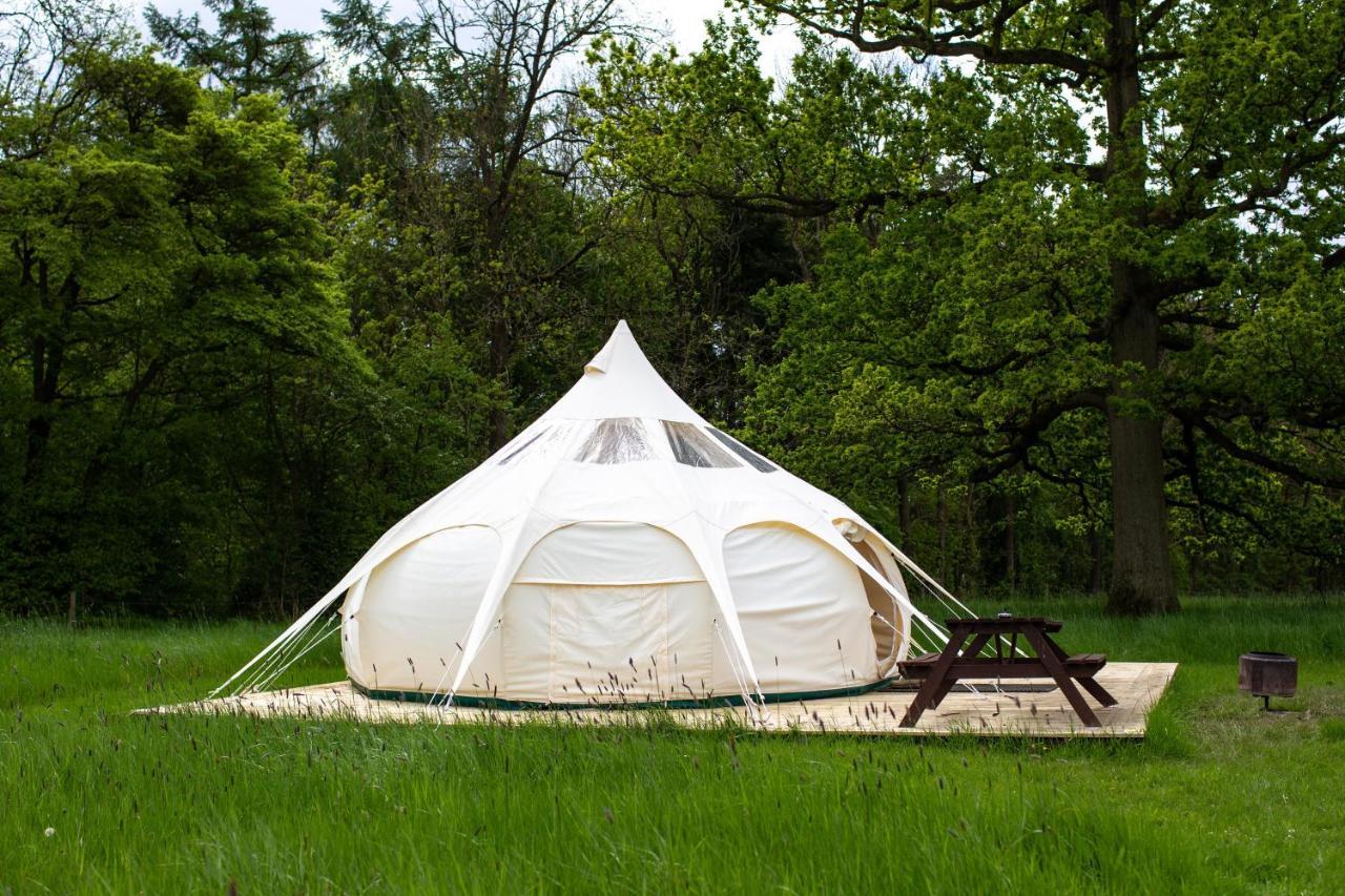 Camp Kátur Glamping Hotel Carthorpe Bagian luar foto