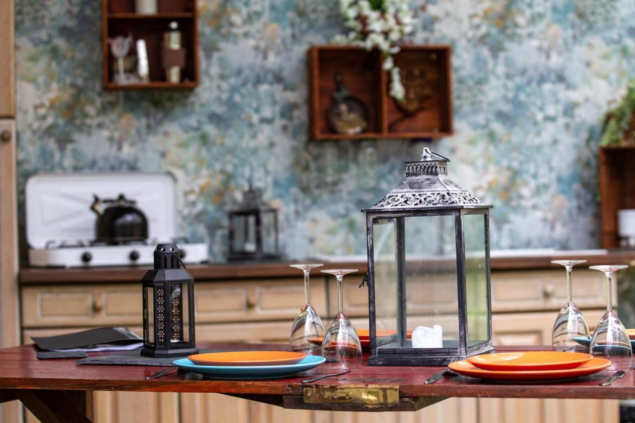 Camp Kátur Glamping Hotel Carthorpe Bagian luar foto