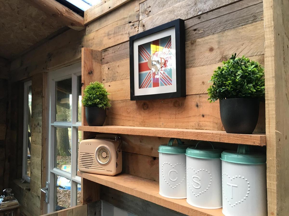 Camp Kátur Glamping Hotel Carthorpe Ruang foto